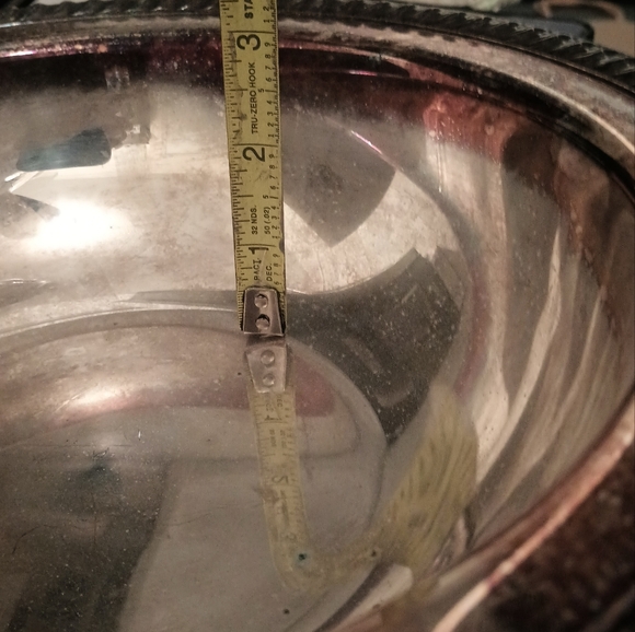 Silver Plated Bowl with a lid - Picture 10 of 11